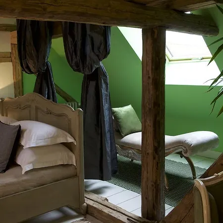 Kau Manor ホテル Triigi