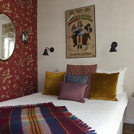 Kau Manor 5*