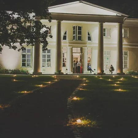 Kau Manor Hotel 5*